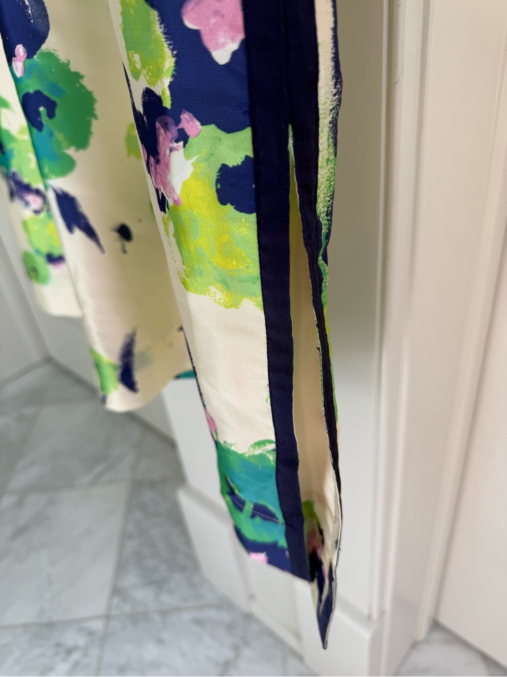 Frances Valentine Floral Silk Pants in Cream, Green, Navy size 14 NWT - Picture 2 of 7